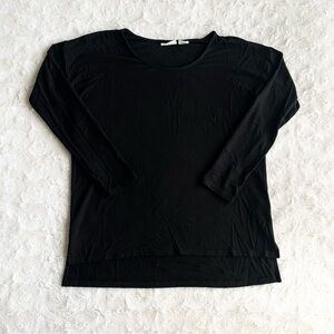 Black Shirt Tee Top Womens XS Round Neck Minimalist Classic Neutral Beacon Cove